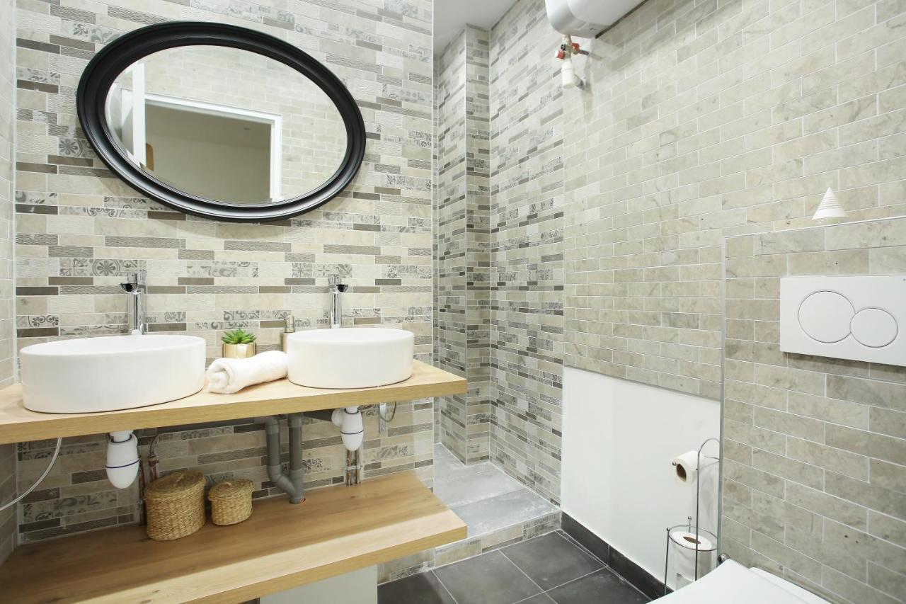 Rent A Room - 253, 2Bdr Center Of Paris Bagian luar foto
